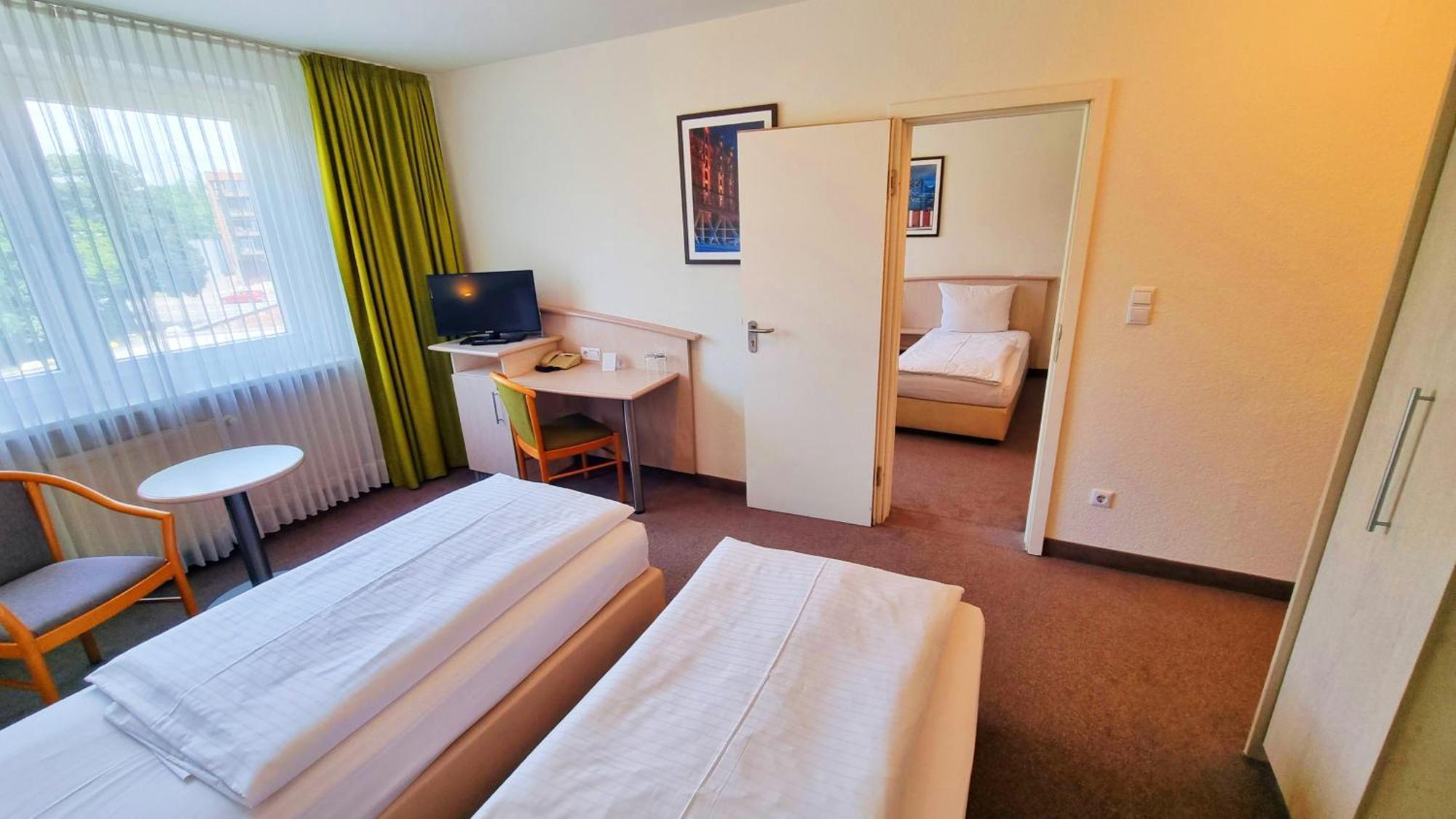 Panorama Und Boardinghaus Hotel 3*